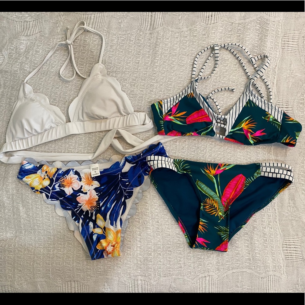Set of 2 Tropical Print Bikinis! 🌴😎🌺